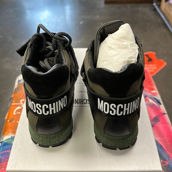 MOSCHINO - Picture 3 of 13